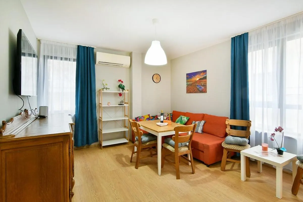 Cozy Charm Apartment Varna